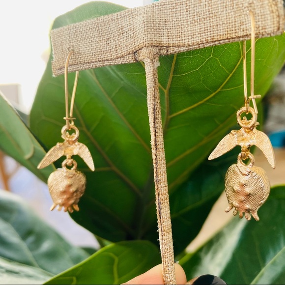 “Persephone’s Sin” Earrings - Picture 6 of 6